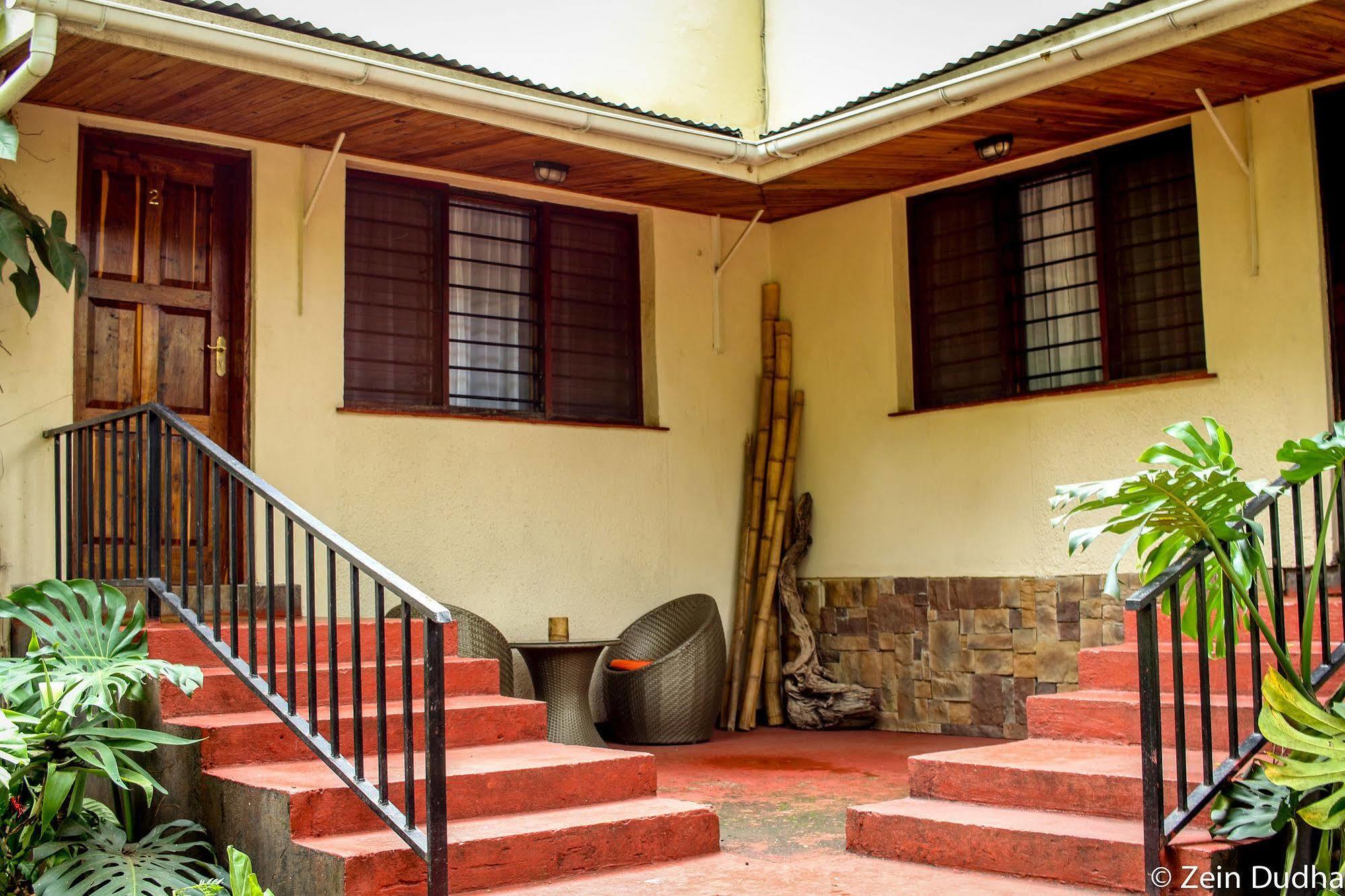 Villa 33 Blantyre Esterno foto